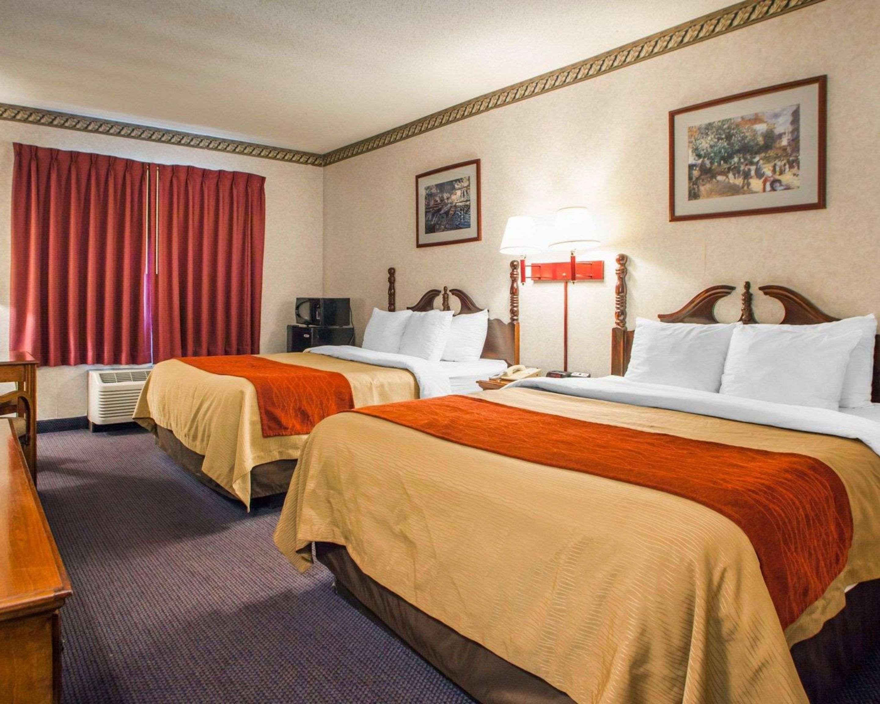 Econo Lodge Somers Point Bagian luar foto