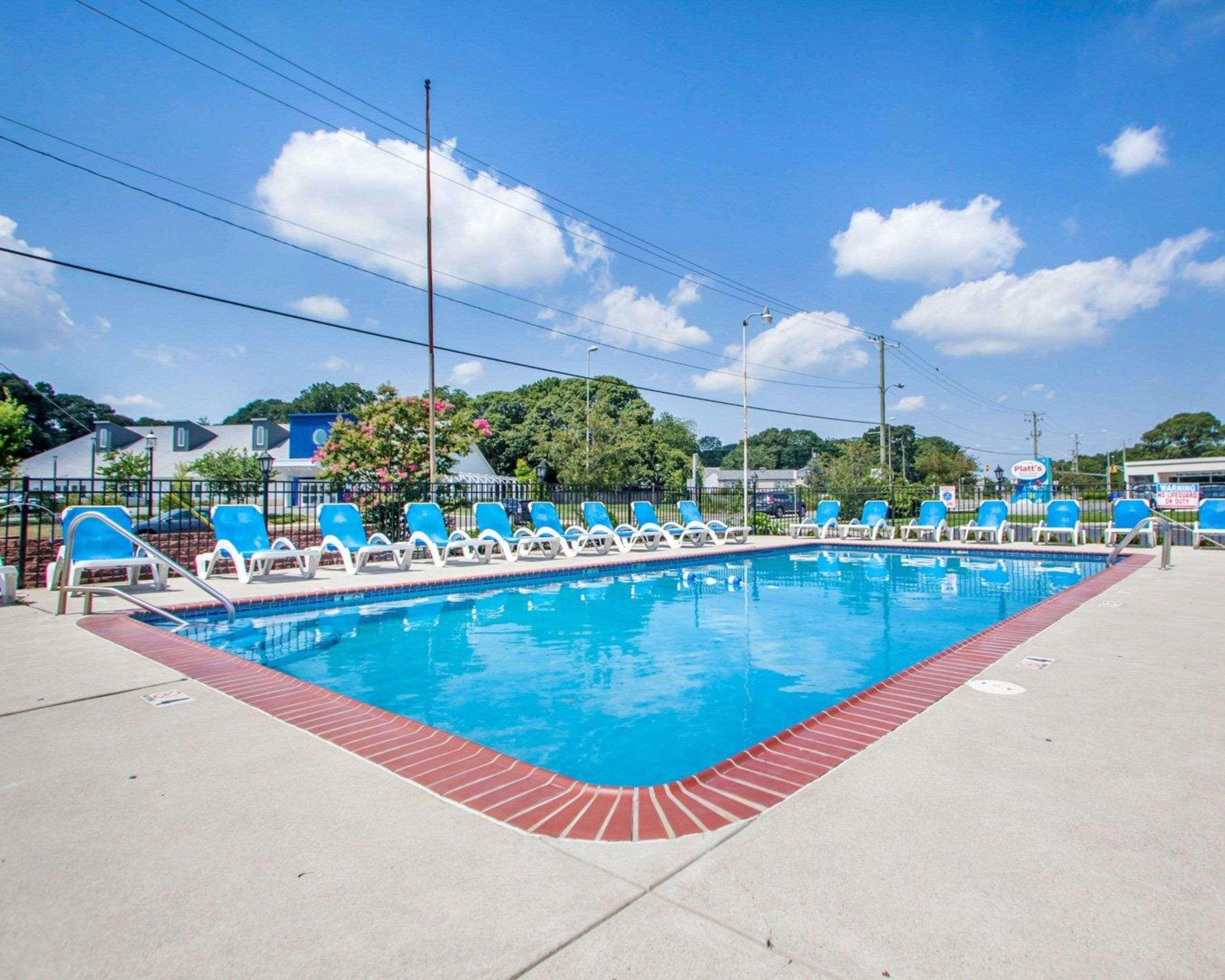 Econo Lodge Somers Point Bagian luar foto