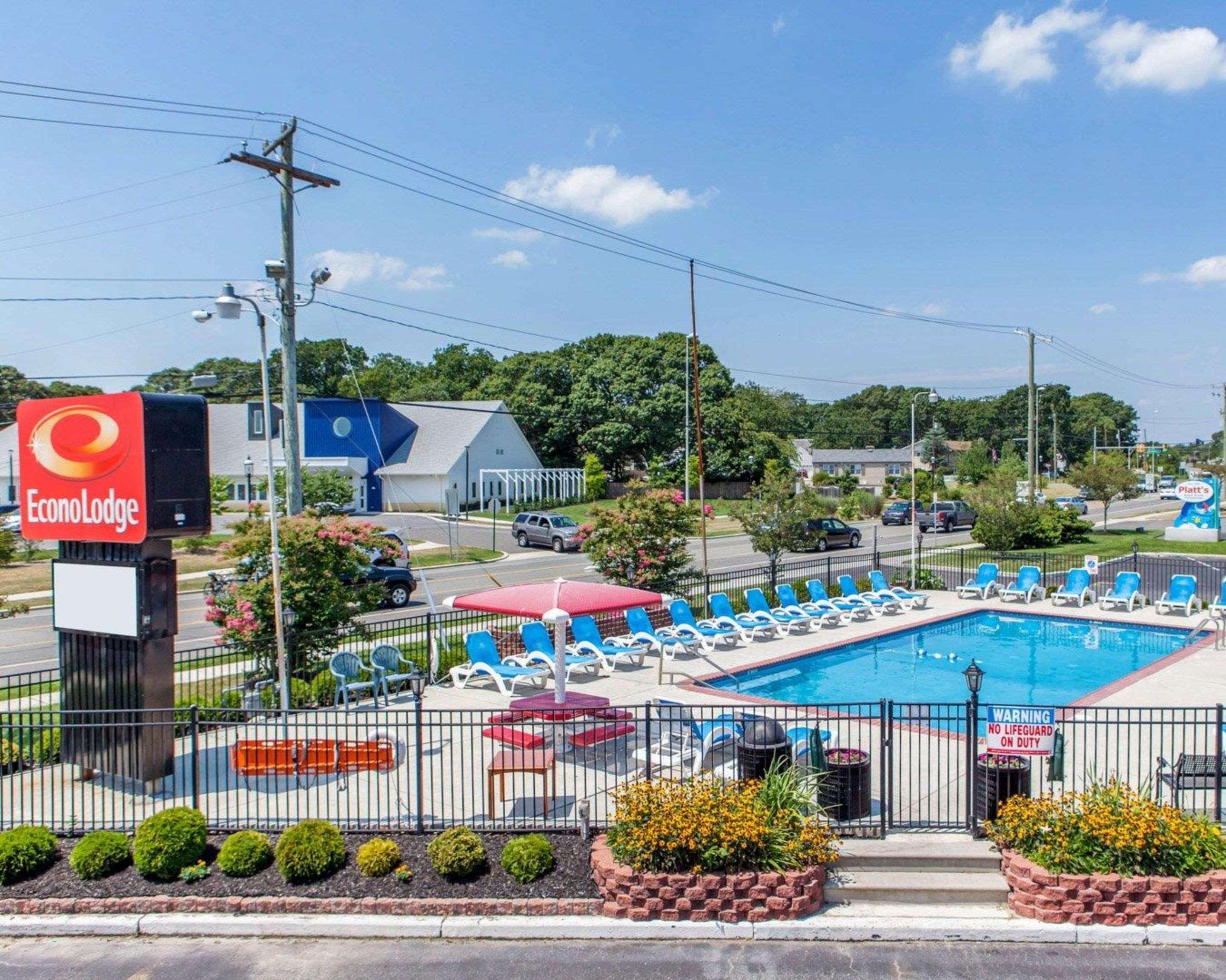 Econo Lodge Somers Point Bagian luar foto