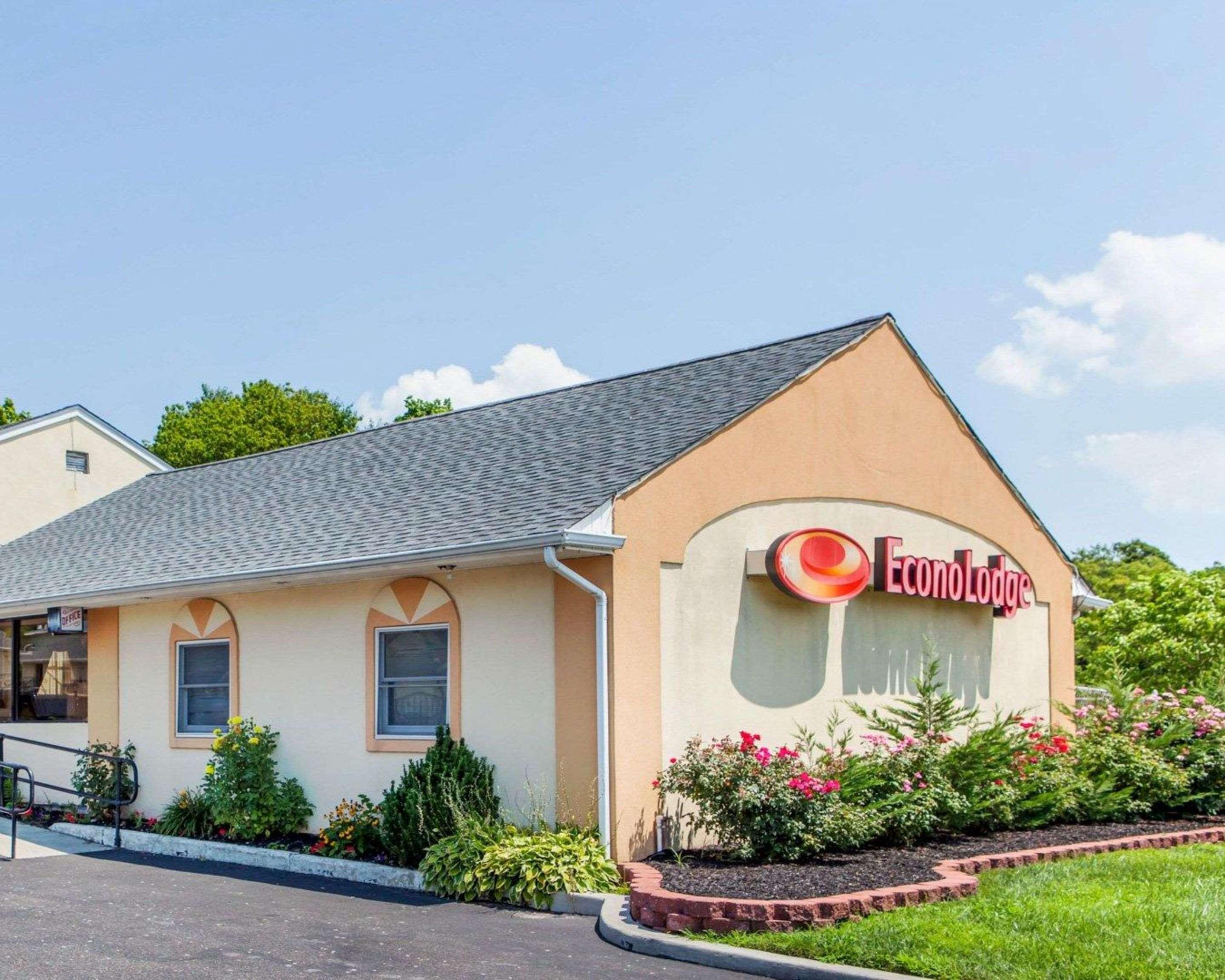 Econo Lodge Somers Point Bagian luar foto