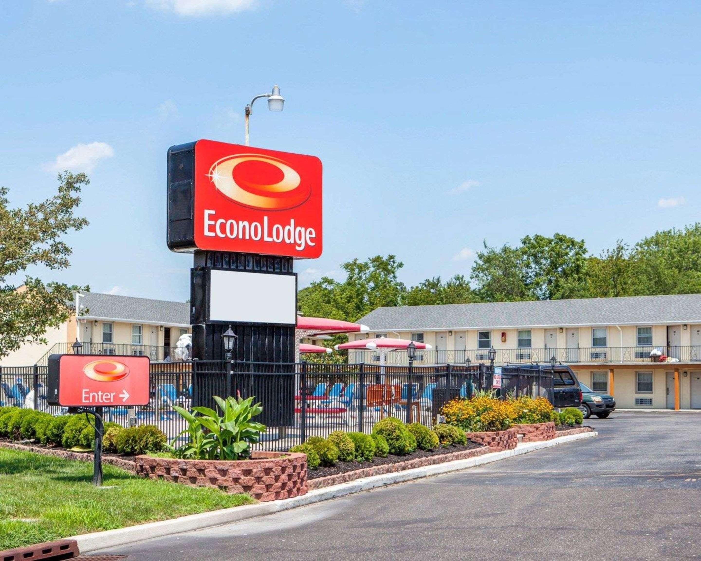 Econo Lodge Somers Point Bagian luar foto