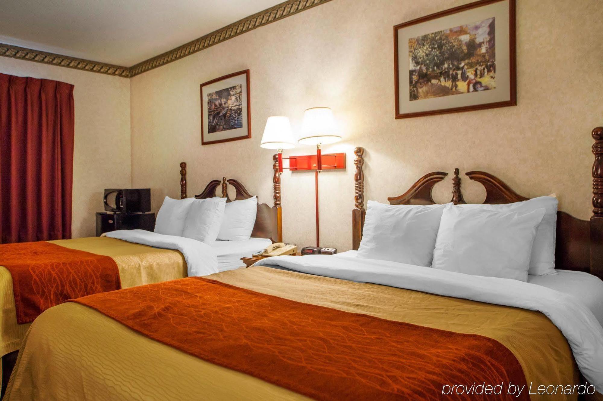 Econo Lodge Somers Point Bagian luar foto