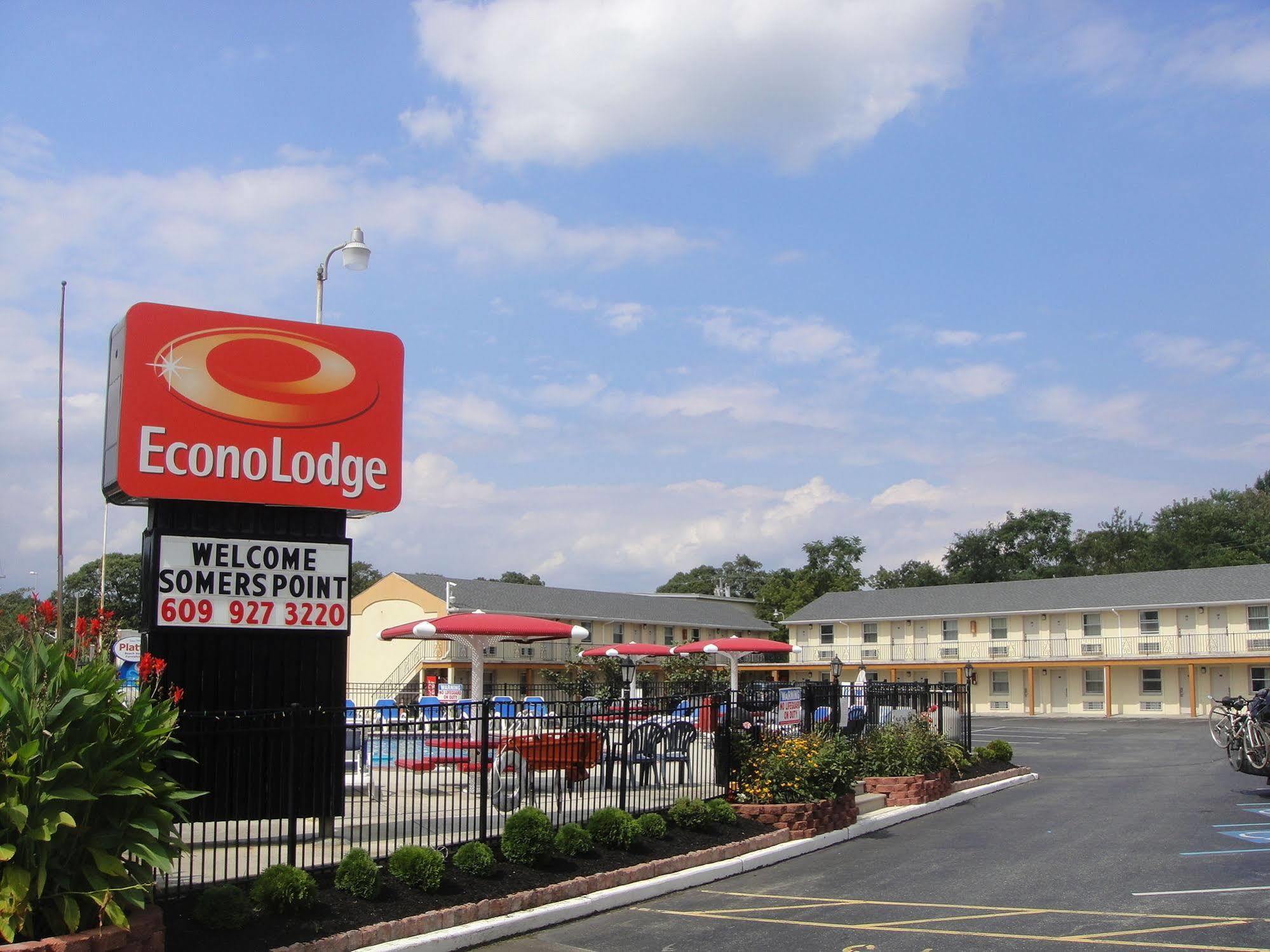 Econo Lodge Somers Point Bagian luar foto